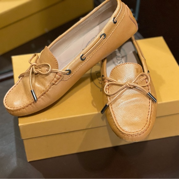 Tod’s City Drive Heaven Lacceto loafer - Picture 1 of 6